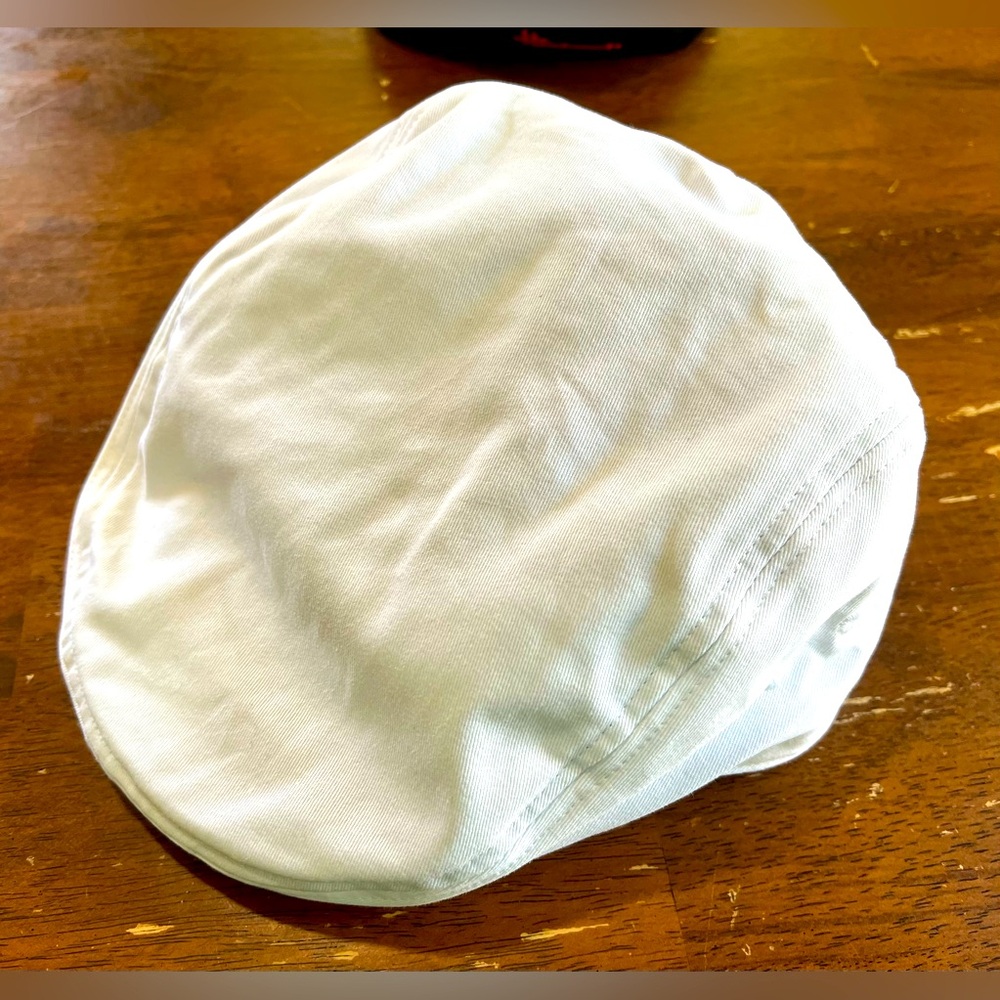 White Flat Cap - Picture 7 of 8